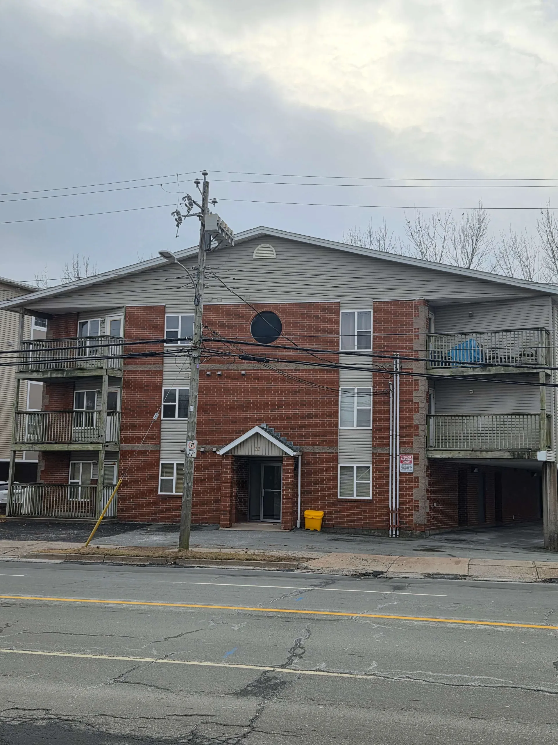 38 Titus St